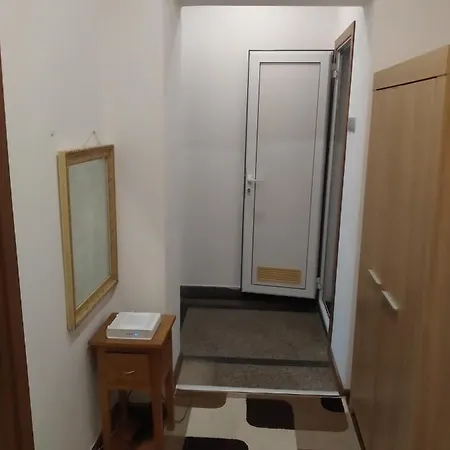 27 юли 3 бюджет ヴァルナ