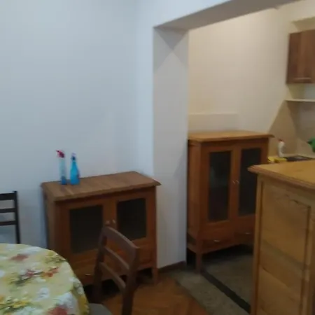 Apartament 27 Юли 10 Бюджет *