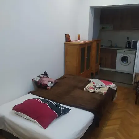 27 Юли 10 Бюджет