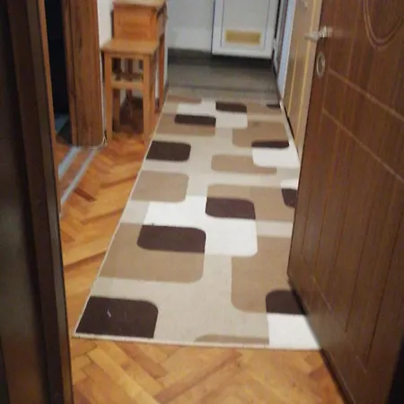 Apartament 27 Юли 10 Бюджет